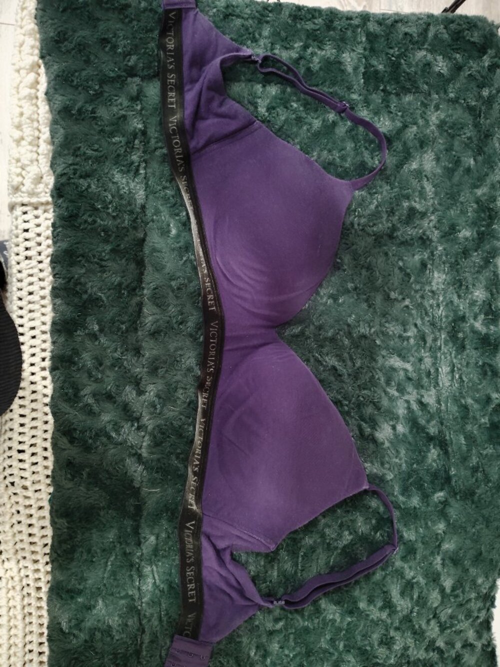 Victoria secret purple bra size 38DD